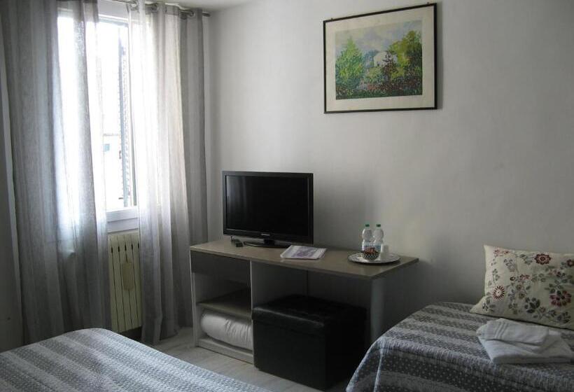 اتاق استاندارد با چشم‌انداز باغ, Venice Home