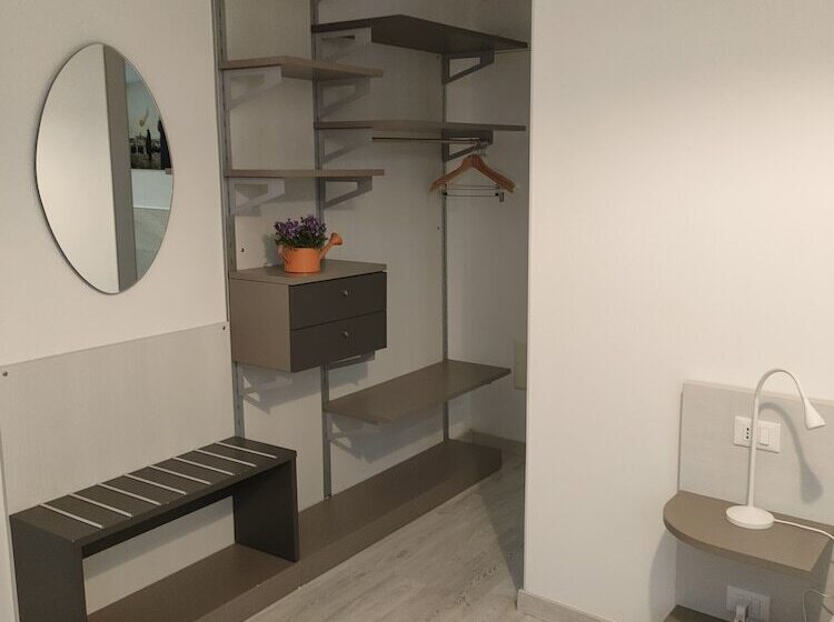 اتاق استاندارد با چشم‌انداز باغ, Venice Home