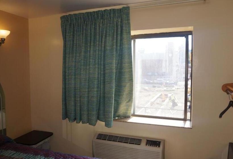 带大床的标准间, Flushing Motel