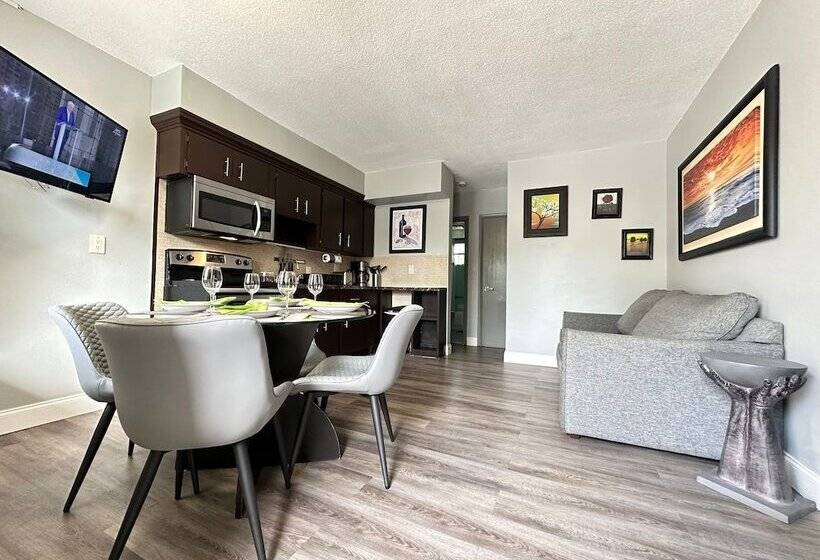 آپارتمان کامفورت 2 خوابه, Sheridan Suites Apartments