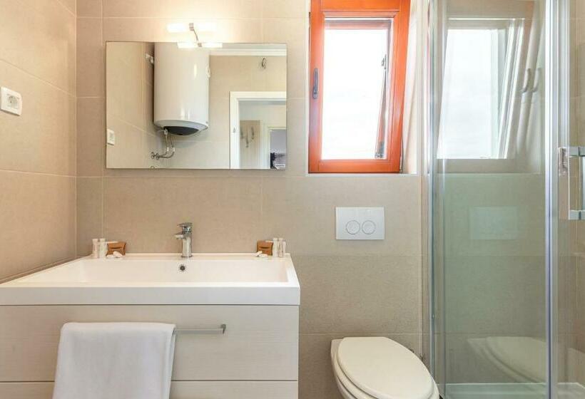 آپارتمان 1 خوابه همکف, Apartments Mike