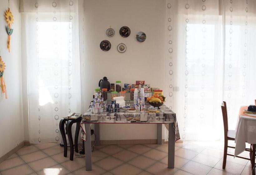 اتاق استاندارد سه نفره, Area Domus