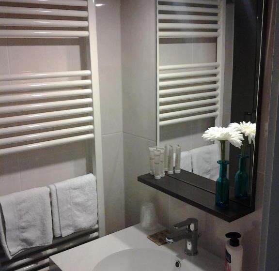 اتاق استاندارد چهار تخته, Roma Resort Termini