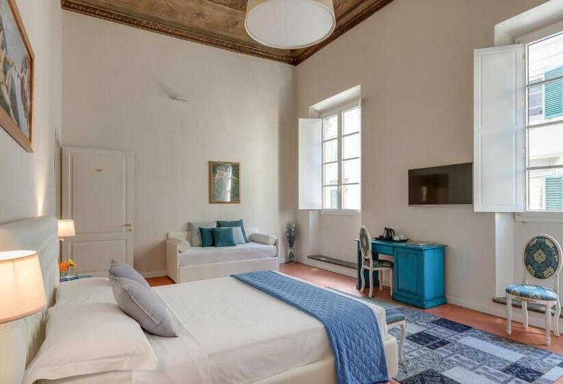 اتاق لوکس سه تخته, Residenza D'epoca Historia Luxury Boutique