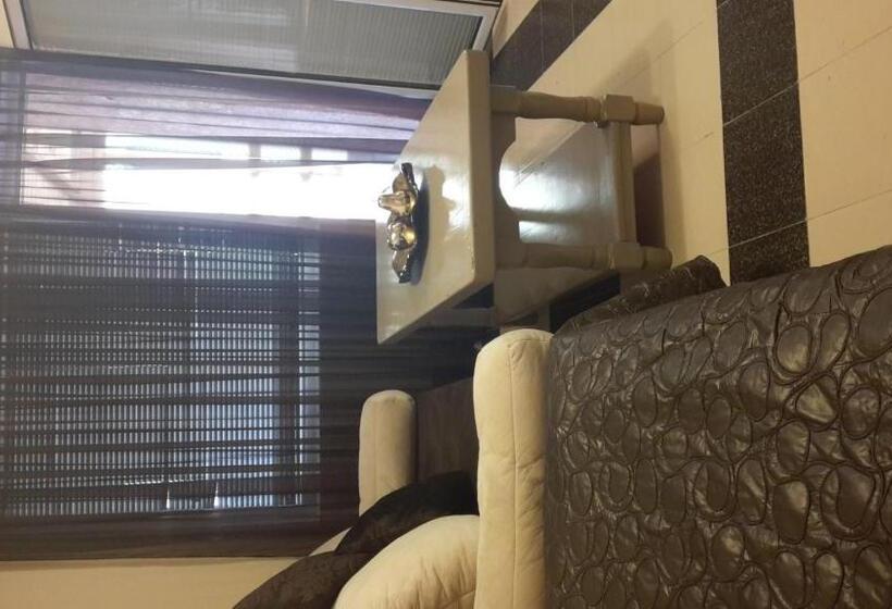 1 Bedroom Apartment with Balcony, Family Hotel Kartala