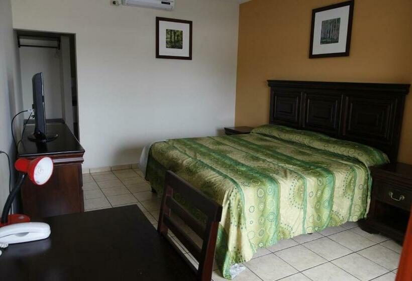 اتاق استاندارد یک نفره, Apart Hotel Pico Bonito