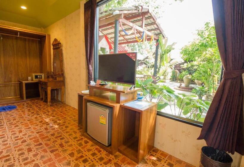 بنگله خانوادگی, Nid's Bungalows