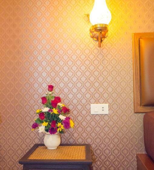اتاق لوکس با چشم‌انداز باغ, Nid's Bungalows