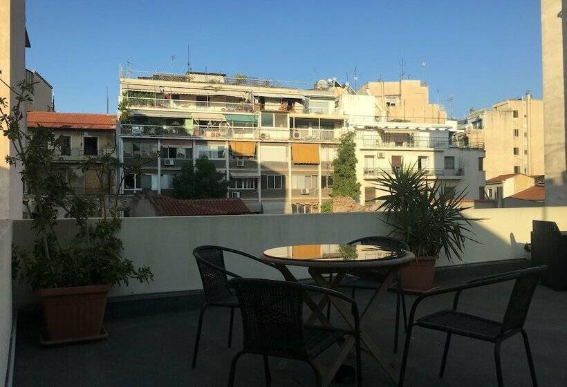 استودیوی استاندارد, Concierge Downtown