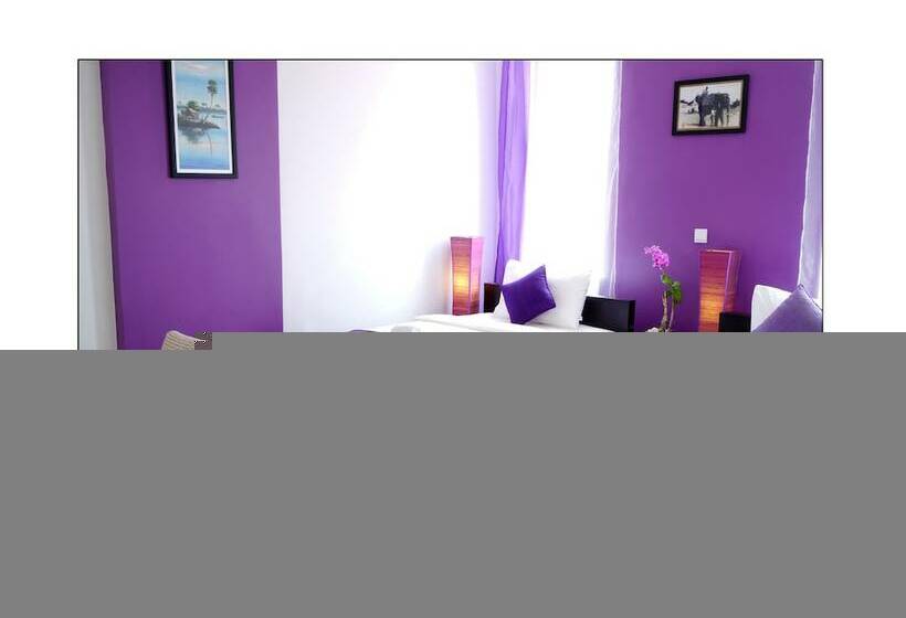 اتاق لوکس با بالکن, Paris Angkor Boutique