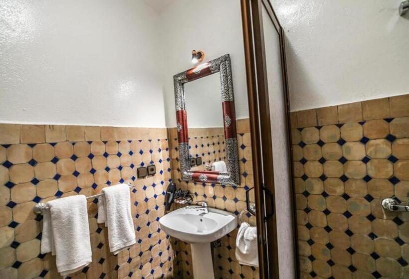 اتاق استاندارد, Riad Skilfo