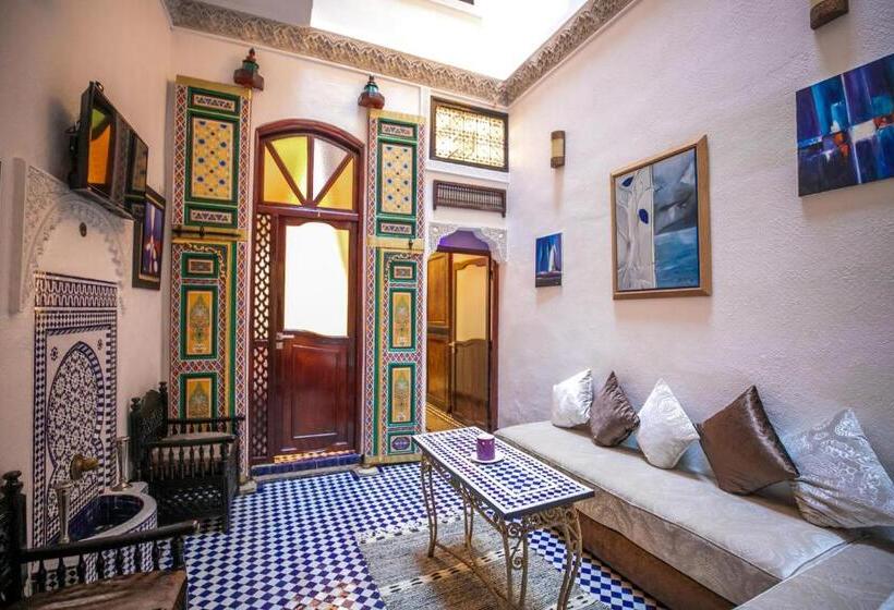 اتاق استاندارد, Riad Skilfo