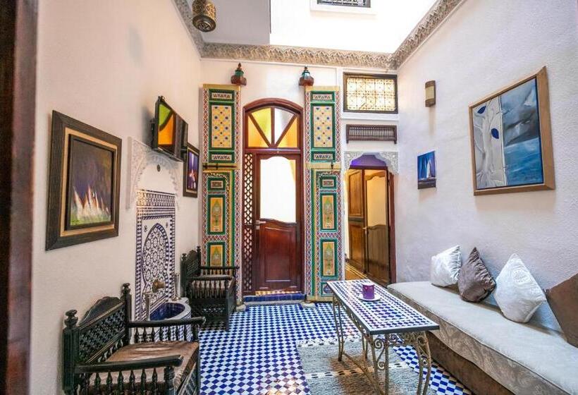 اتاق استاندارد, Riad Skilfo