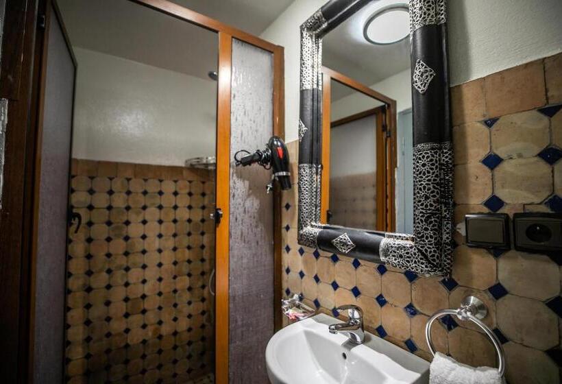 اتاق استاندارد, Riad Skilfo