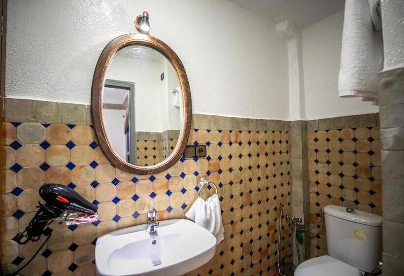 اتاق استاندارد, Riad Skilfo