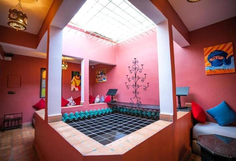 اتاق استاندارد, Riad Skilfo