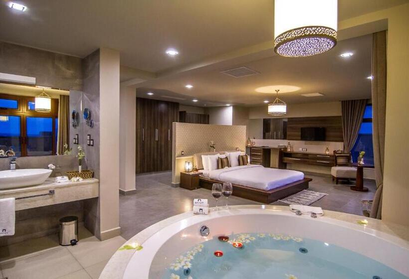 1 Bedroom Penthouse Apartment, The Royal Shaza Suites