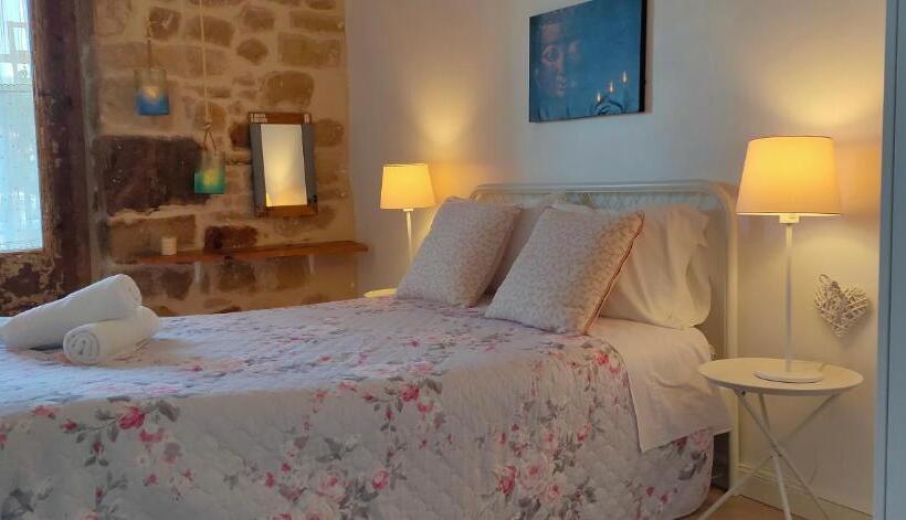 اتاق استاندارد, Albergue Valderrobres Auto Check In