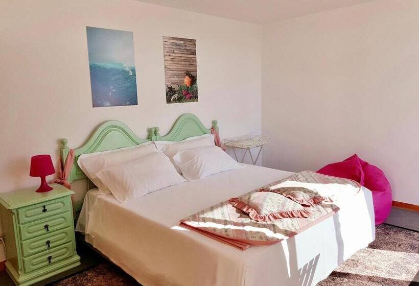 اتاق لوکس با چشم‌انداز استخر, Amare Country House