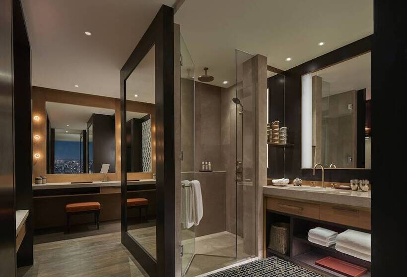 سوییت, Rosewood Phnom Penh