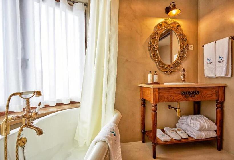 اتاق لوکس با چشم‌انداز دریا, Silver Coast Beach Residence