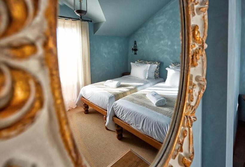اتاق استاندارد با بالکن, Silver Coast Beach Residence