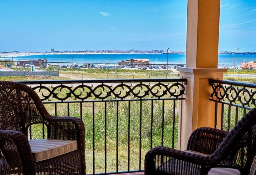 اتاق لوکس با چشم‌انداز دریا, Silver Coast Beach Residence
