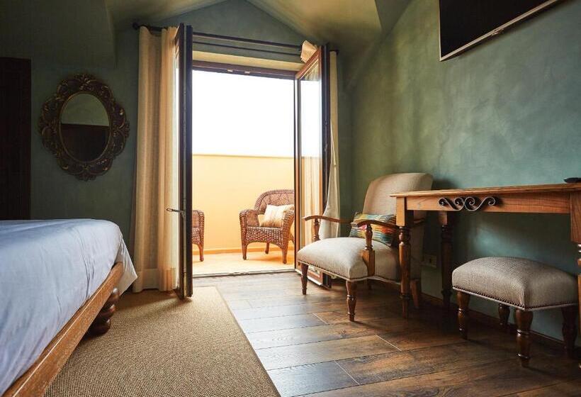 اتاق استاندارد با بالکن, Silver Coast Beach Residence
