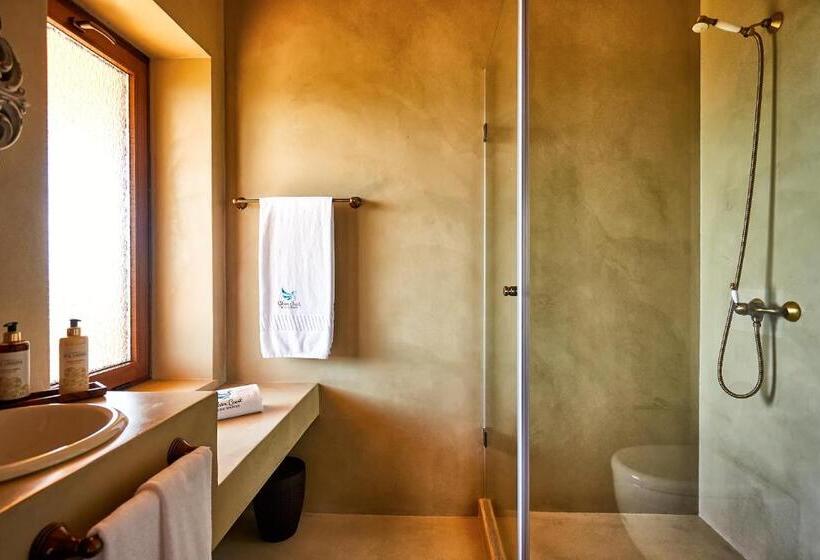 اتاق لوکس با چشم‌انداز دریا, Silver Coast Beach Residence