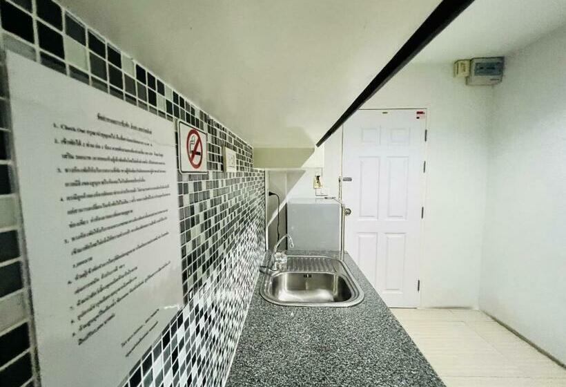 آپارتمان 1 خوابه با بالکن, Inn Kham Apartment