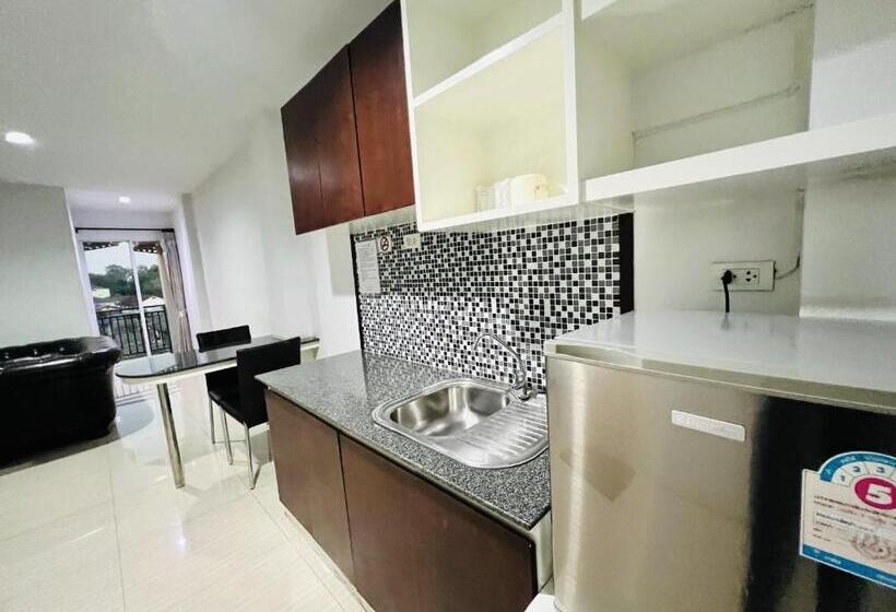 آپارتمان 1 خوابه با بالکن, Inn Kham Apartment
