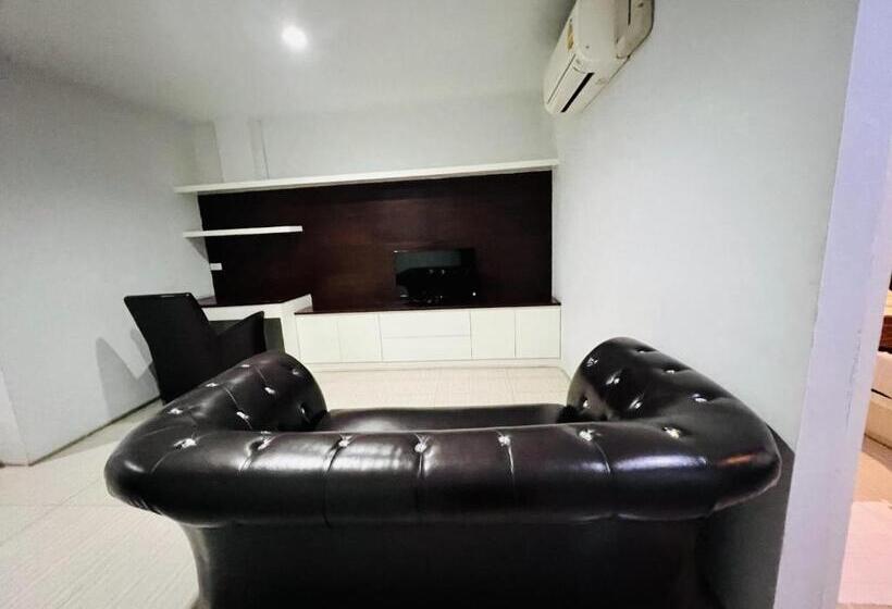 آپارتمان 1 خوابه با بالکن, Inn Kham Apartment