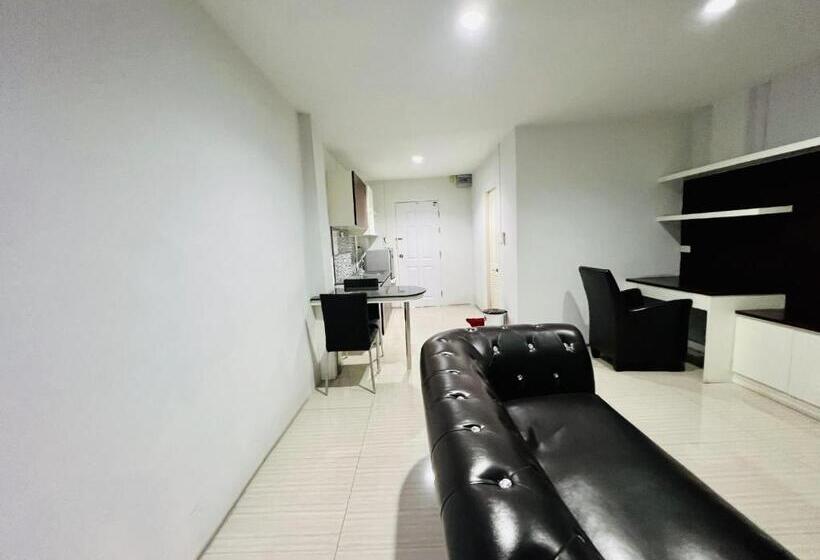 آپارتمان 1 خوابه با بالکن, Inn Kham Apartment