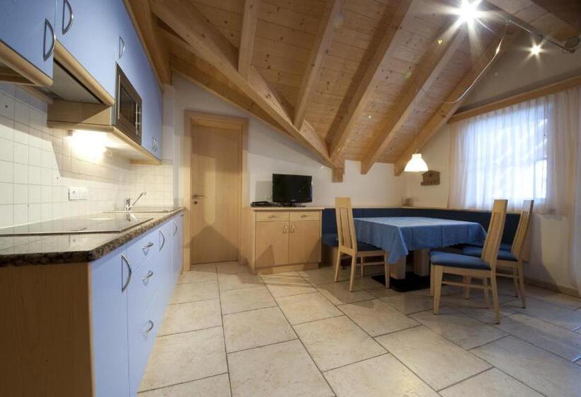2 Bedrooms Apartment Mountain View, Appartamenti Villa Olympia