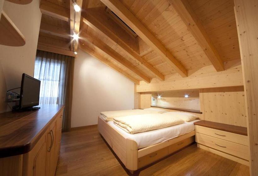 2 Bedrooms Apartment Mountain View, Appartamenti Villa Olympia