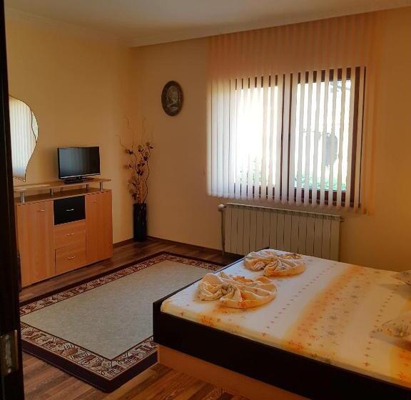 آپارتمان 1 خوابه, Family Hotel Dalia