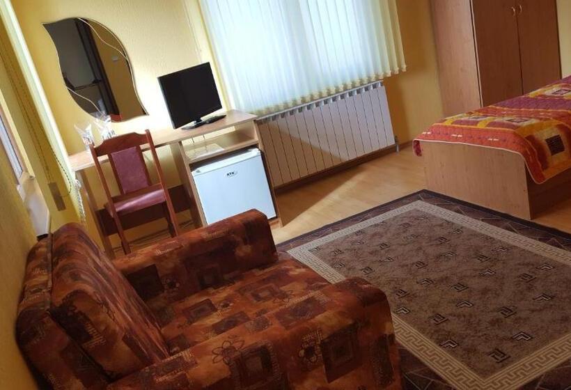 اتاق استاندارد, Family Hotel Dalia