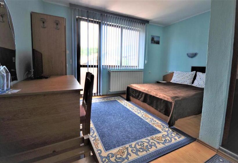 اتاق استاندارد, Family Hotel Dalia