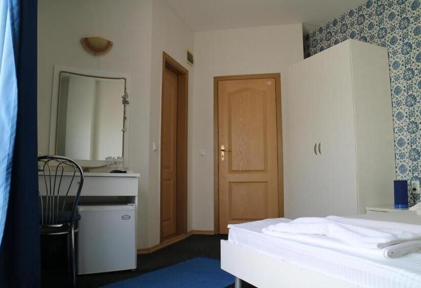 اتاق استاندارد, Family Hotel Four Seasons Tsarevo