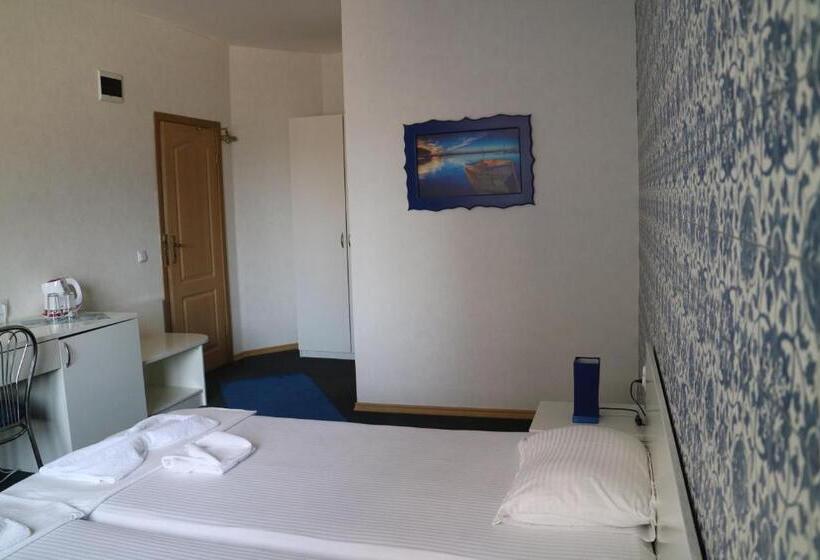 اتاق استاندارد, Family Hotel Four Seasons Tsarevo