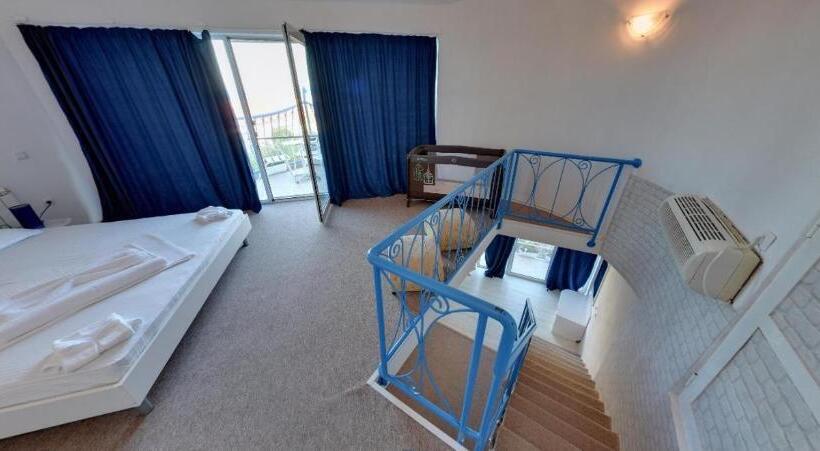 اتاق دوبلکس, Family Hotel Four Seasons Tsarevo