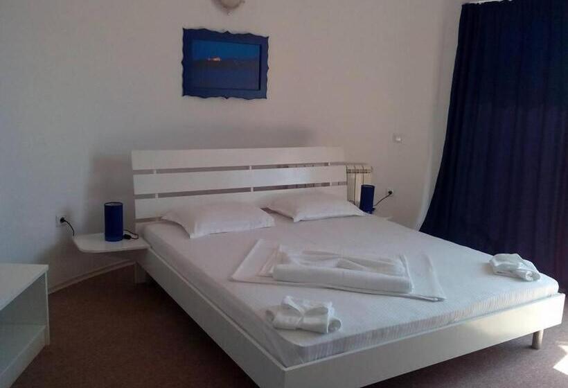 اتاق دوبلکس, Family Hotel Four Seasons Tsarevo