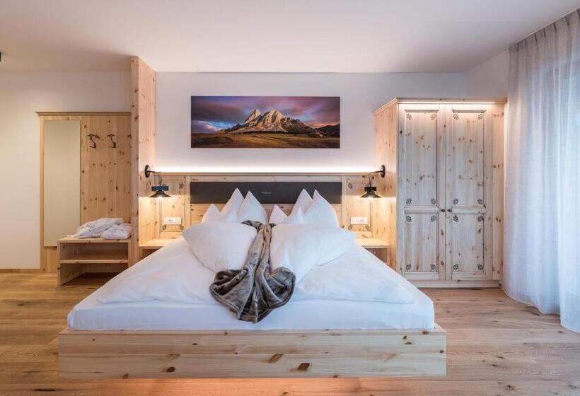 اتاق لوکس, B&b Feldmessner
