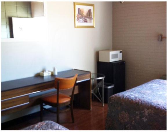 اتاق لوکس, Superlodge Lloydminster