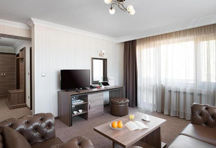 سوییت خانوادگی, Park Hotel And Spa Vella Hills