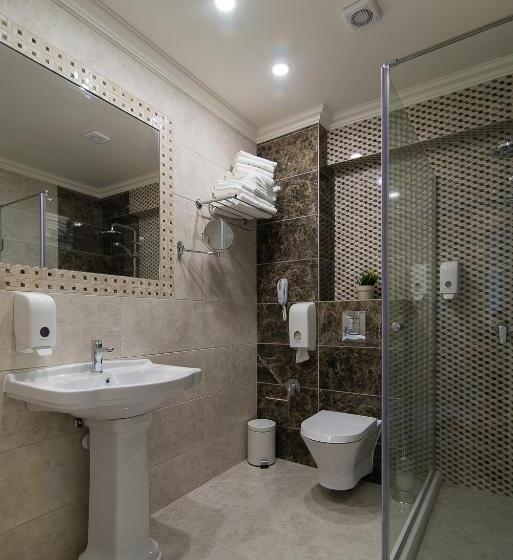 آپارتمان خانوادگی, Sunny Castle Hotel   All Inclusive And Free Parking