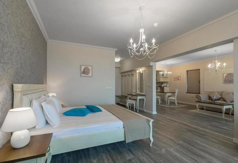 آپارتمان 1 خوابه با چشم‌انداز دریا, Sunny Castle Hotel   All Inclusive And Free Parking