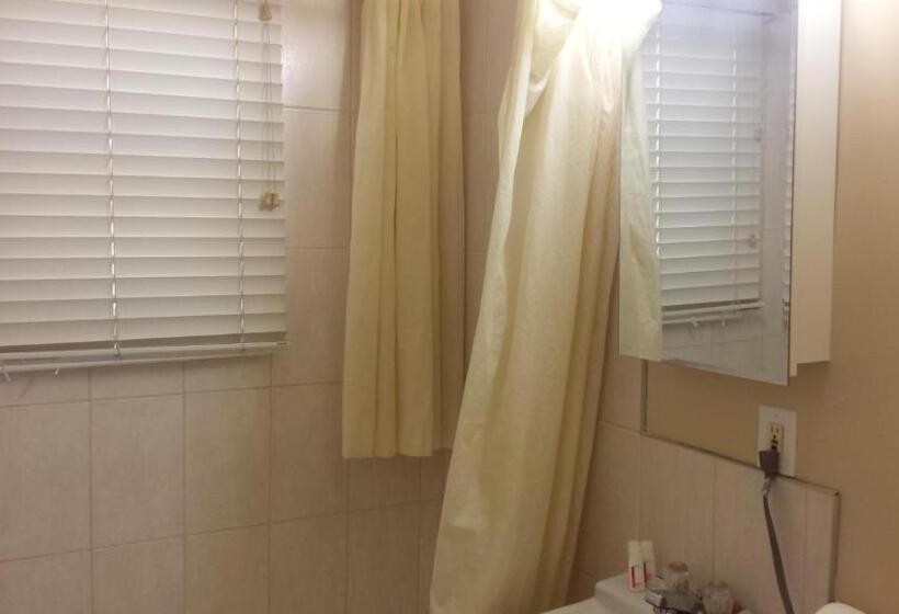 اتاق استاندارد با بالکن, Tc Motel