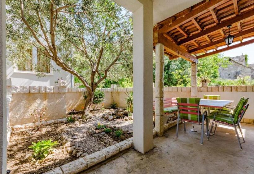 اتاق استاندارد با بالکن و چشم‌انداز دریا, Villa Kosa