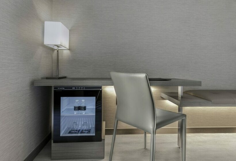 اتاق استاندارد با تخت دوبل, Ac Hotel Asheville Downtown